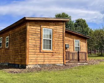 Rudy’s roost Rental Cabin - near Back of the Dragon Route 16 - Tazewell - Edificio