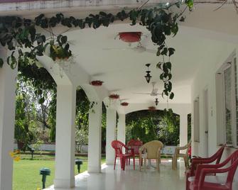 Aparajita - Santiniketan - Villa For Guests - Bolpur - Patio