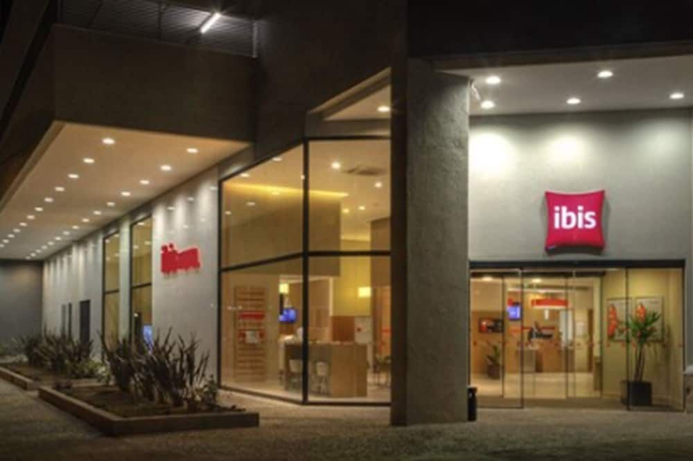 Ibis Belo Horizonte Afonso Pena - בלו הוריזונטה - בניין