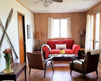 Comfy Cottage in Georgian Bay - Rockwood #9 - Nobel - Sala de estar