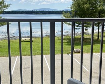 Island View Hotel - Trenton - Balkón