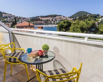 Hostel Petra Marina - Dubrovnik - Balkon