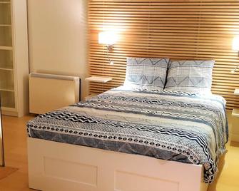 Loft201 - Cozy - Central - With Garage - Matosinhos - Bedroom