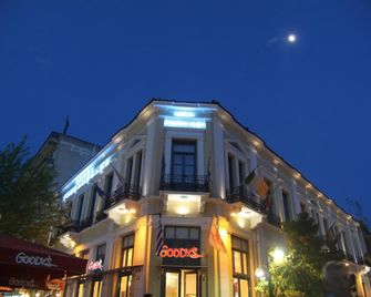 Hotel Panellinion - Trikala - Gebouw