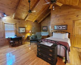 New River Trail Cabins - Galax - Bedroom