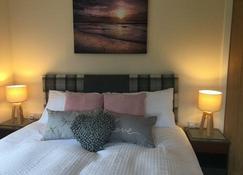 Loch Broom Cabins Seaviews& Petfriendly - Ullapool - Bedroom