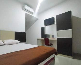 Radja Homestay Redpartner - Kendari