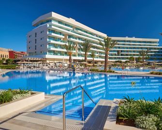 Hipotels Gran Playa de Palma - Palma de Mallorca - Pool
