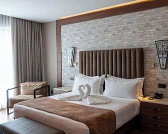 Hotel Ronda Minerva - Guadalajara