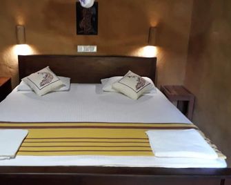 Private Organic House - Embilipitiya - Bedroom