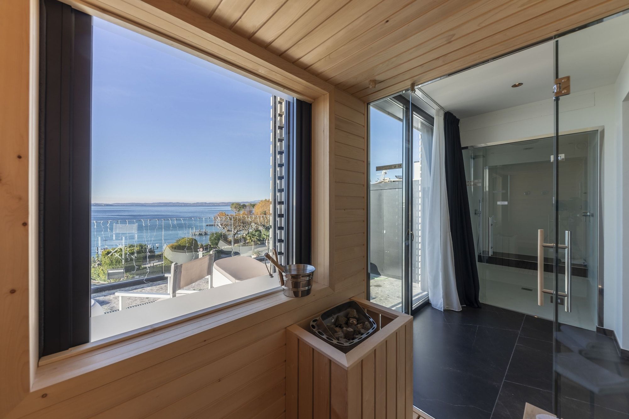 Maisonme Boutique Hotel - Bardolino - Balcón