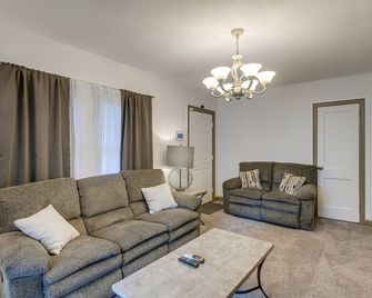 Cozy Georgia Vacation Rental W/ Backyard & Bbq - Waycross - Olohuone