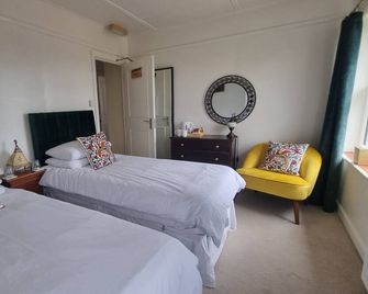 St Anne's B&B - Гластонбері - Спальня