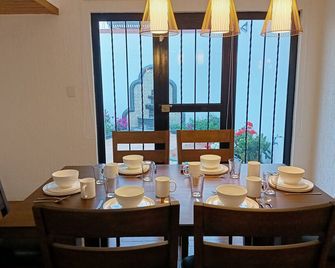 Beautiful House in Queretaro near Historic Center & Beer Factory -Great location - Santiago de Querétaro - Dining room