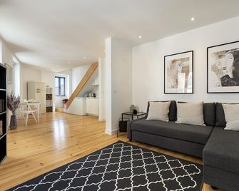 Belem Design 15 by Homing - Lisbon - Living room