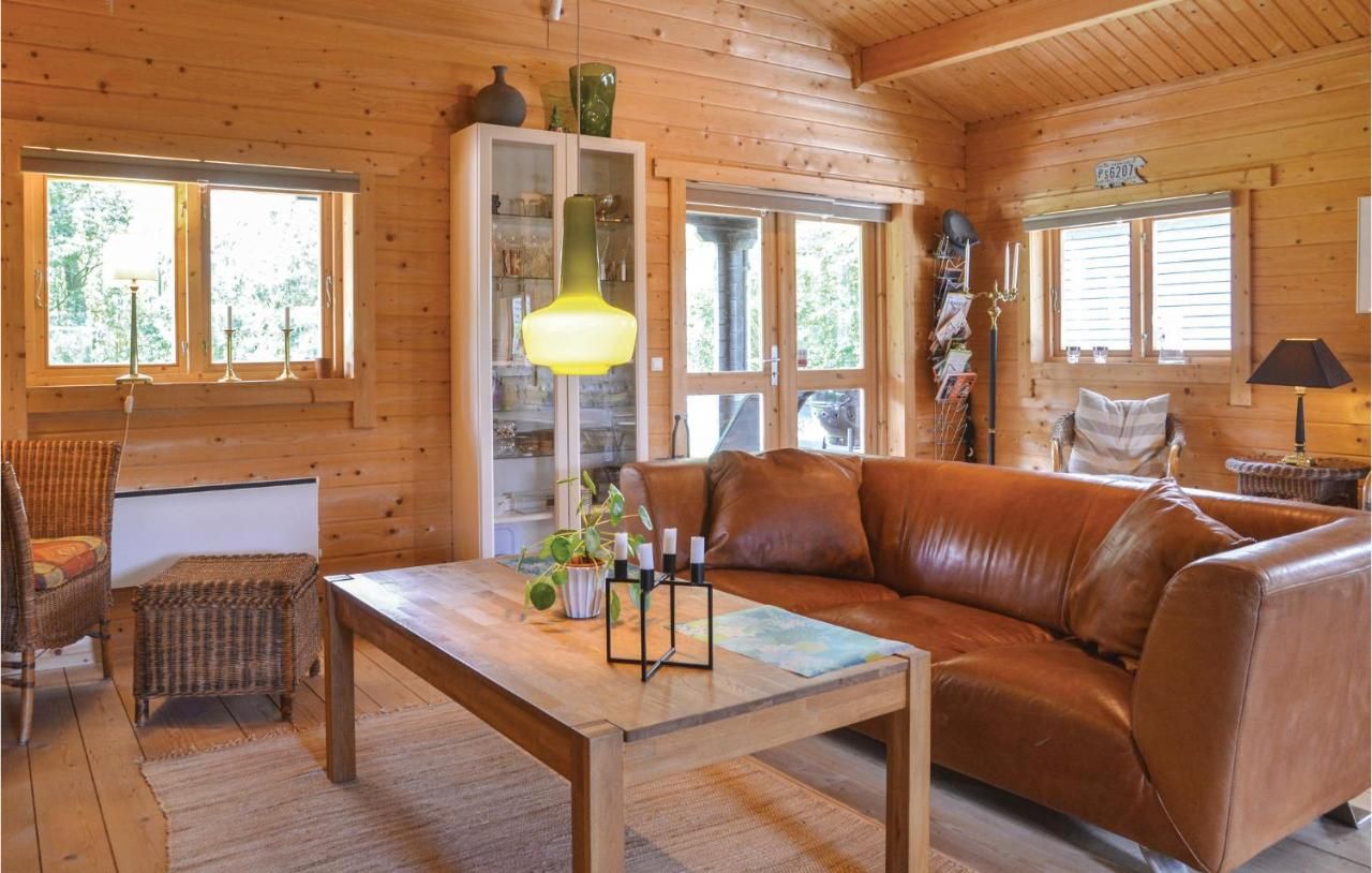 2 Bedroom Cozy Home In Hovborg – Holsted
