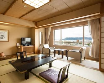 Takuboku Tei Hotel - Hakodate