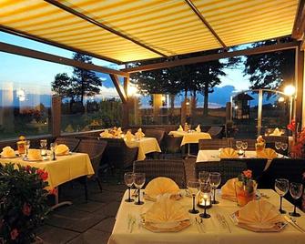 Berghof - ザイフェン - レストラン