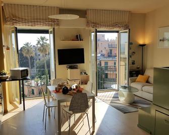 House Il Nido By Holiday World - Génova - Comedor