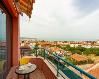 Family Hotel Jemelly - Obzor - Balcony