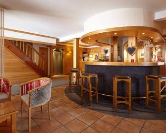 Hôtel de L'Arve by HappyCulture - Chamonix - Bar