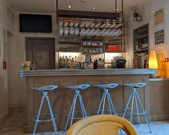 Pastis Hotel Saint-Tropez - Saint-Tropez - Bar