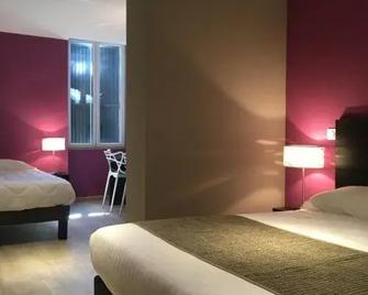 Le Brin D'Olivier - Bourg-Saint-Andéol - Schlafzimmer