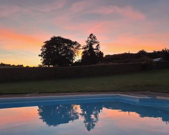 Clarendon Annex - Salisbury - Pool