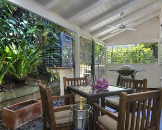 Port Douglas Cottage And Lodge - Port Douglas