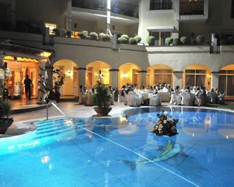 Hotel Tamisa Golf - Mijas - Pool