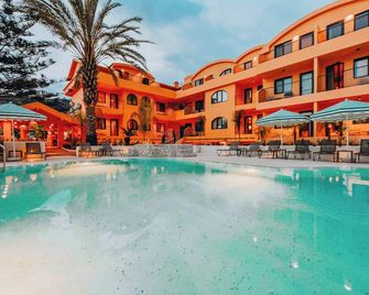 Unsal Hotel - Ölüdeniz - Piscina