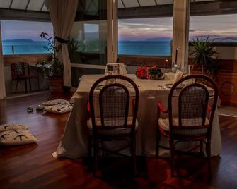 Hotel Tornese - Cecina - Dining room
