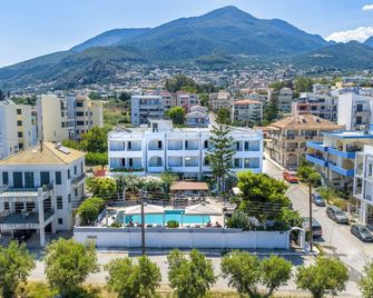 Kyparissia Beach Hotel - Kyparissia