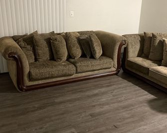 Gorgeous 1bd 1bath condominium located in San Pablo near Hiltop Mall - San Pablo - Living room