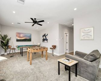 Cozy Paradise - Sugar Land
