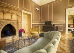 Palazzo Forleo Luxury Apartment - Lecce - Huiskamer