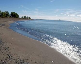 Sunset Ridge ck. Year Round - Blenheim - Beach