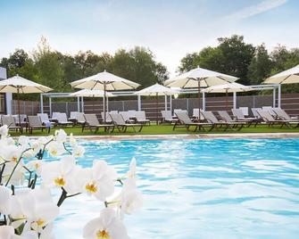 Land & Golf Hotel Stromberg - Stromberg (Bad Kreuznach) - Pool