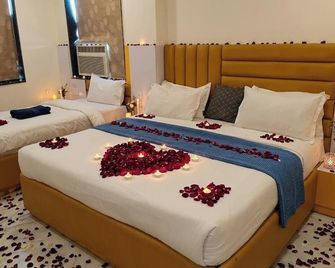 Hotel Ravi Palace Agra - Agra
