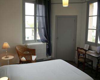 Hotel Le Cassini - Montoire-sur-le-Loir - Chambre
