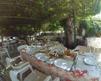 Kostas Walkers Point - Benitses - Restaurant