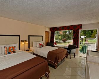 Lakefront Terrace Resort - Lake George