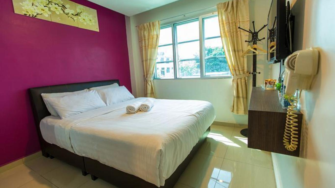 U Plus Budget Hotel