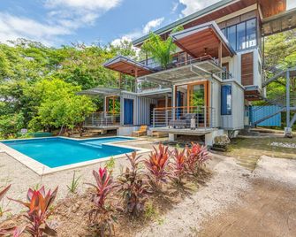 Eco-friendly Casa with jungle views, walking distance to beach - Nosara - Piscina
