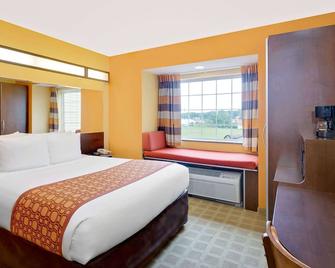 Microtel Inn & Suites by Wyndham Princeton - Princeton - Bedroom