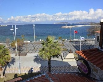Focamor Otel - Yenifoça