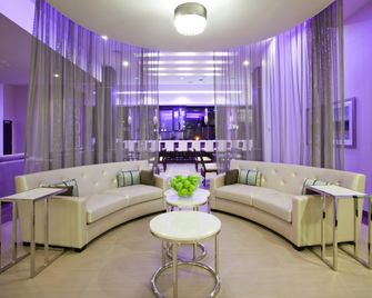 The Hollis Halifax - a DoubleTree Suites by Hilton - Halifax - Lobby