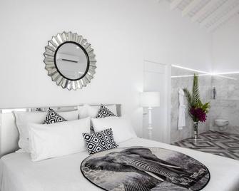 La Perla Palais - Luxury Villa on Private Beach - Terres-Basses - Habitación