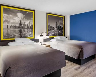 Super 8 by Wyndham Chicago IL - Evanston - Schlafzimmer