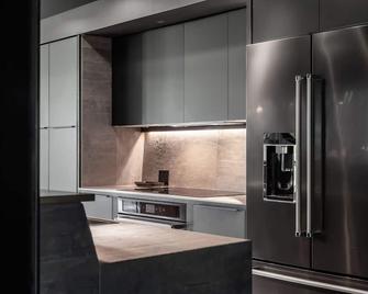 Woodstock Historic Artist Estate - The Museum House - Woodstock - Kitchen